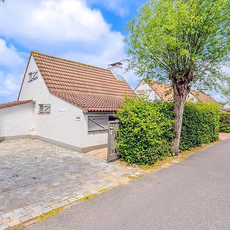 Holiday home De Zeevijver V3 P Oostduinkerke